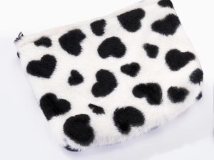 Furry Hearts etui van nepbont (wit/zwart)
