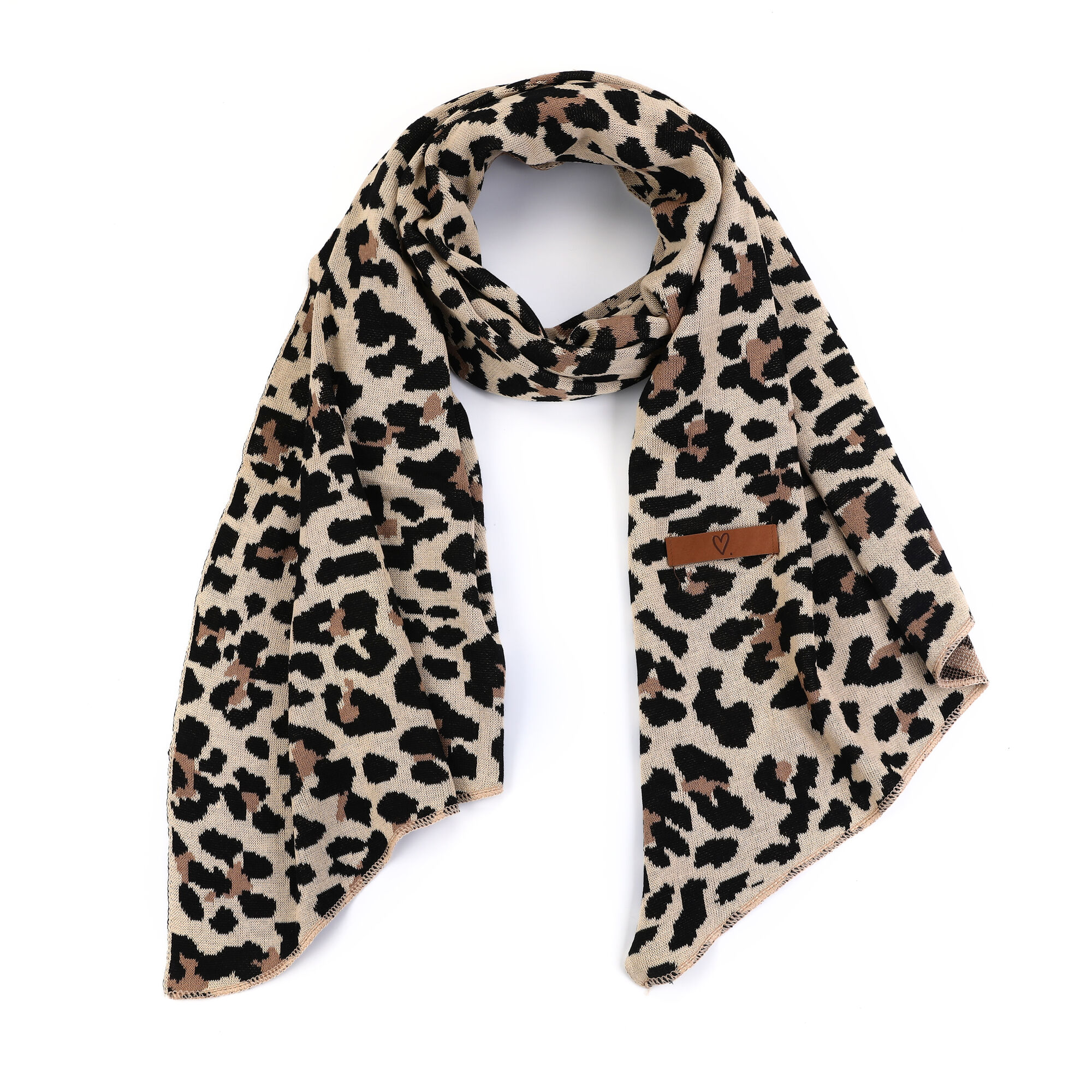 Gebreide sjaal met luipaard motief (camel) 1 Gebreide sjaal met luipaard motief (camel)