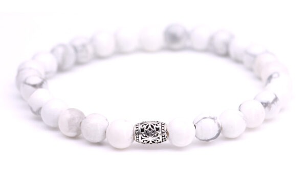 Lily armband (witte howliet)